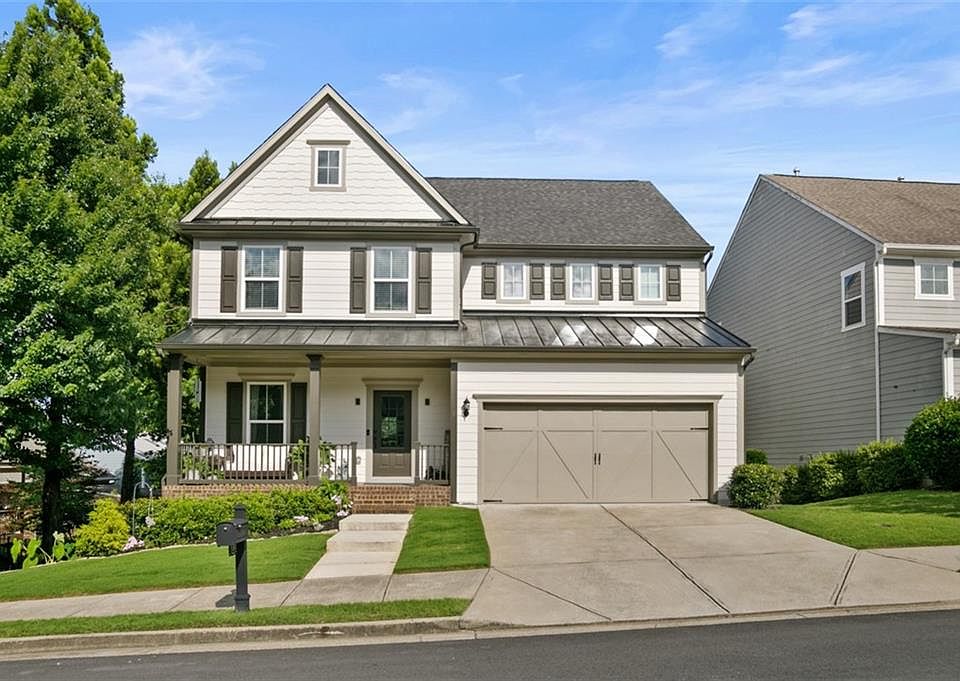 1st image of 324 Willow Walk