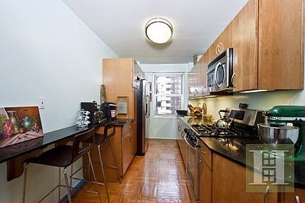 3rd image of 455 Franklin D Roosevelt Dr APT B905