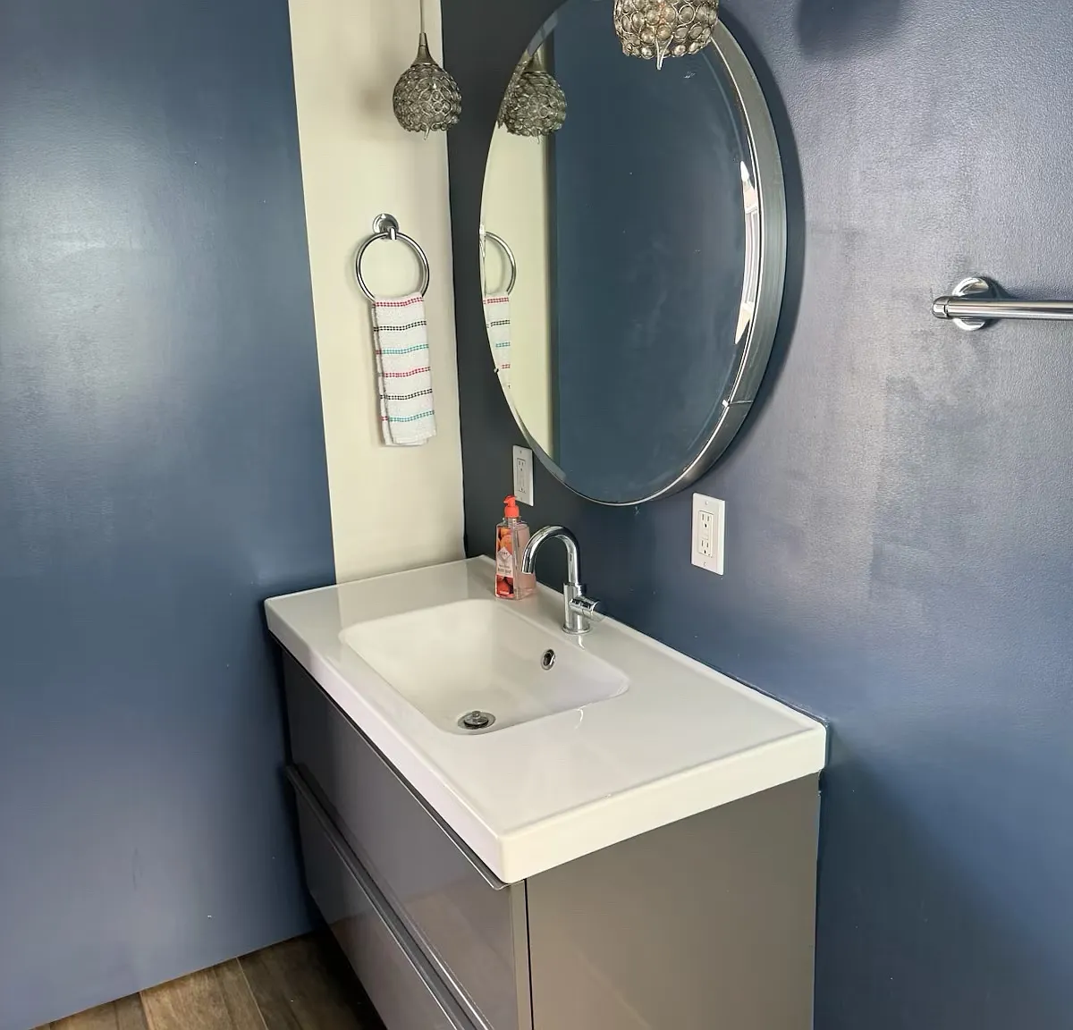 Perkins Ln, Redondo Beach — Photo 1