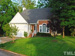 109 Gettysburg Dr, Cary, NC 27513