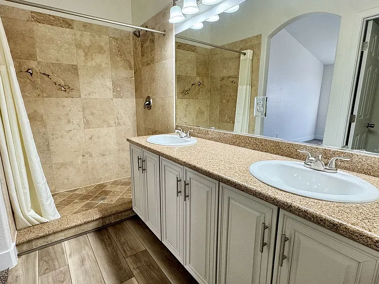 7032 Golden Desert Ave — Photo 9