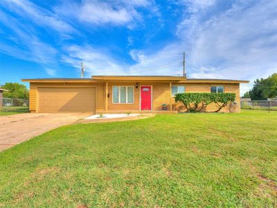 2112 Queensbury Rd, Moore, OK, 73160
