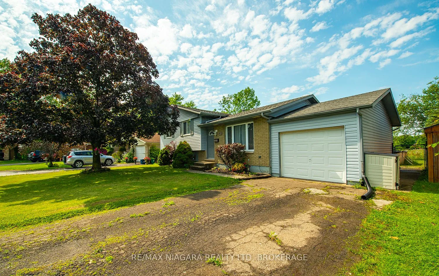 3 bed, $2,000 — Photo 1