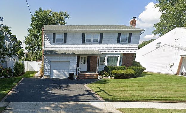 1st image of 34 Park Blvd