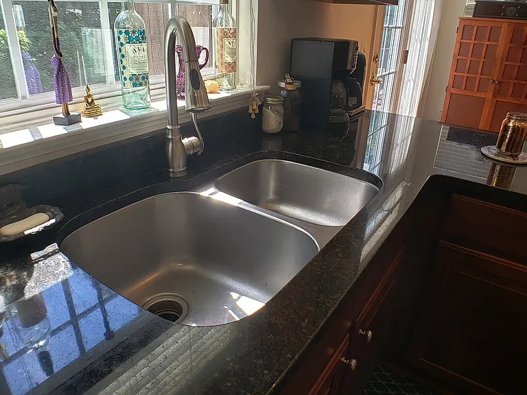 618 Rainier Rd — Photo 37