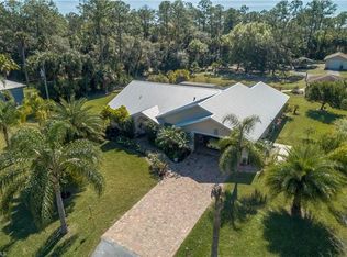 17460 Oak Creek Rd, Alva, FL 33920