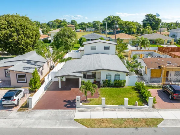 329 SW 8th Avenue, Delray Beach, FL 33444