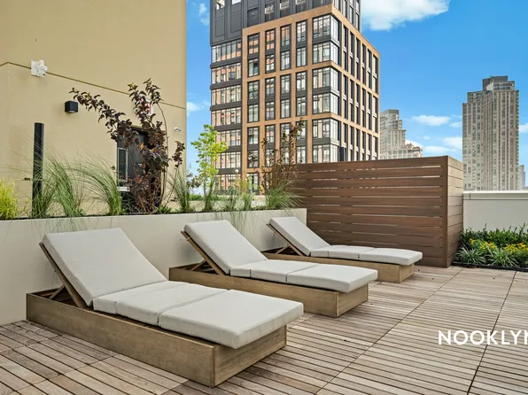 26-04 Jackson Avenue image 28 of 42