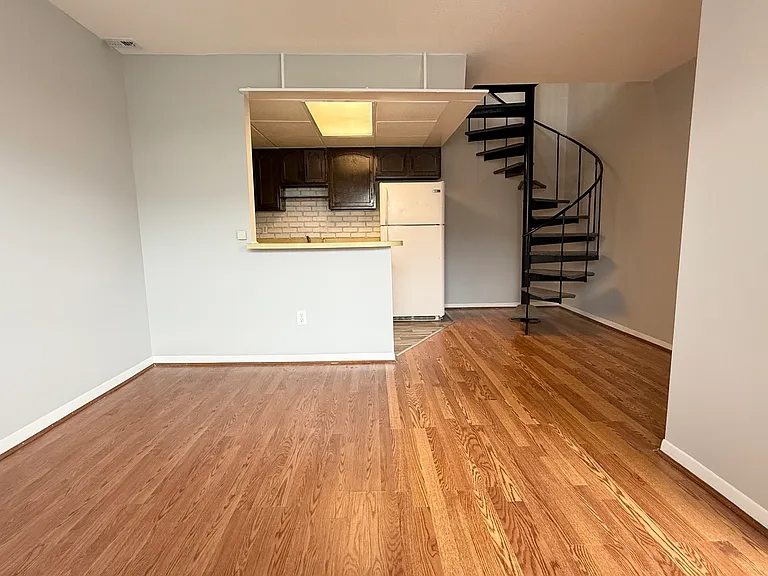 330 Short Beach Rd #G11 — Photo 1