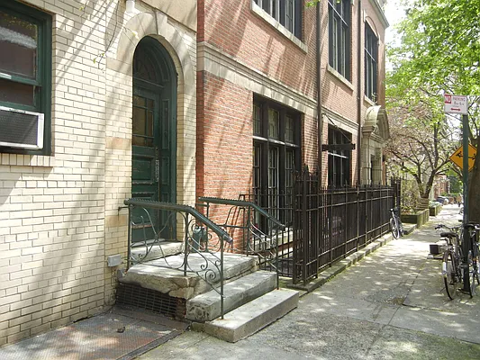 Rented by Brooklyn Heights Real Estate Inc | media 21