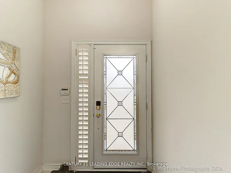 75 Kentview Cres — Photo 13