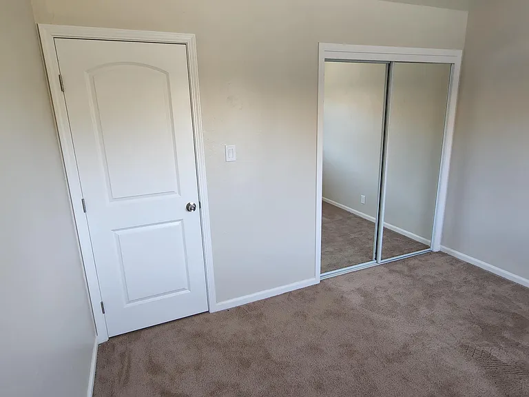 1235 Cortez Dr #7 — Photo 8