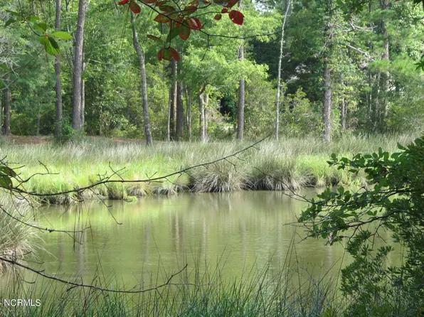 143 Shoreline Court, Oriental, NC 28571