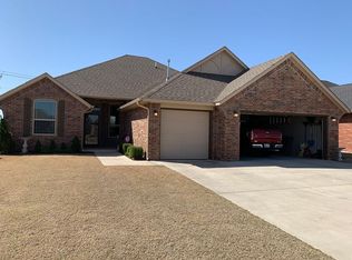 2601 Kadlan Dr, El Reno, OK 73036