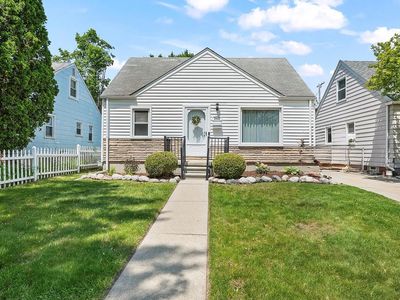 2922 Bailey Ave, Lincoln Park, MI, 48146