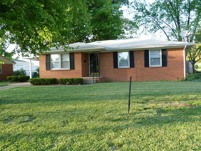 1st image of 825 Dixiana Dr