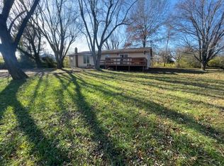 400 Highway Y, Eldon, MO 65026