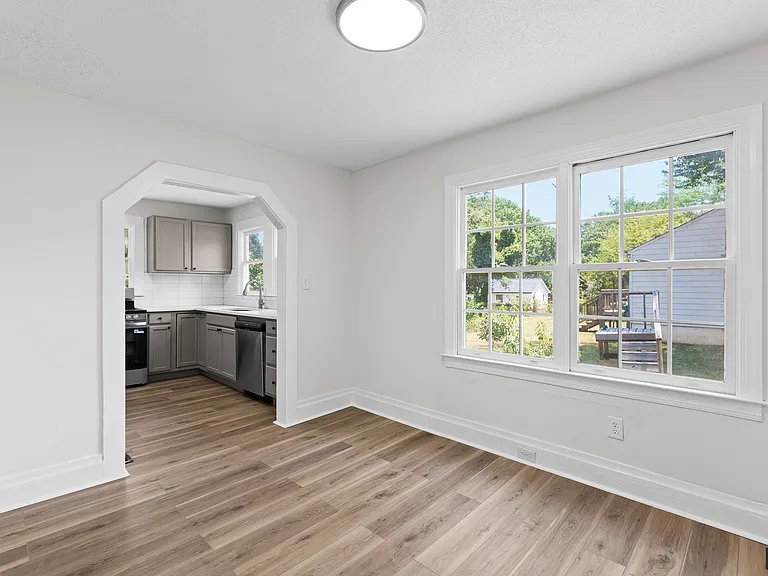3311 Arlington Dr — Photo 13