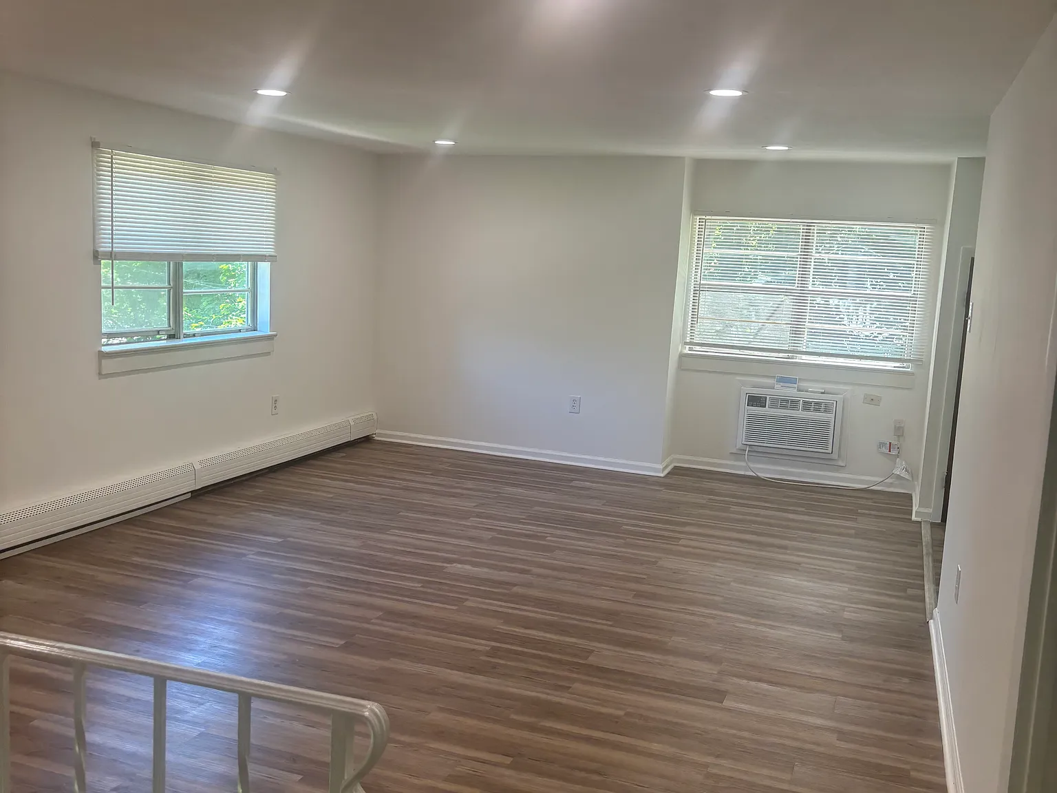 343 Summer Ave — Photo 3