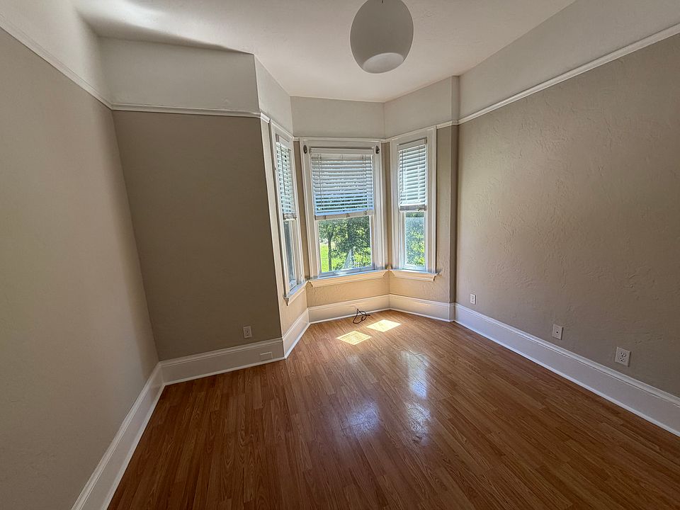 1st image of 1200-1202 Haight St #10