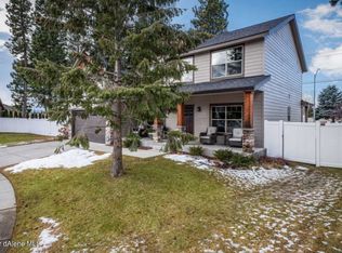 6869 N Aldridge Dr, Coeur D Alene, ID 83815