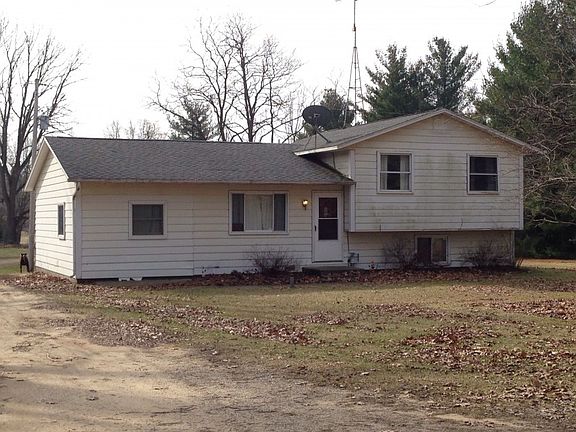 2nd image of 24279 Gage St