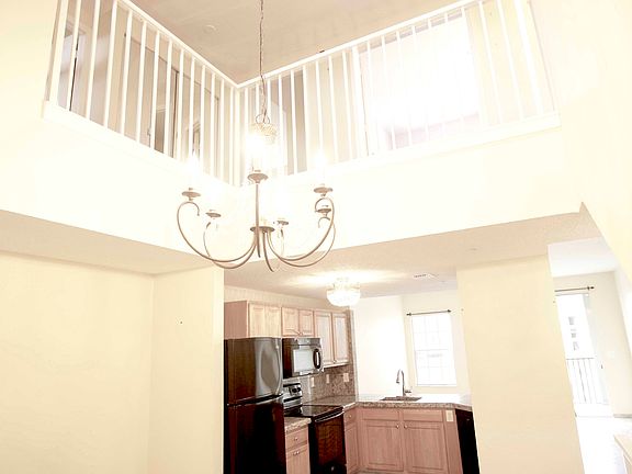 3rd image of 1005 Bella Vista Blvd APT 105