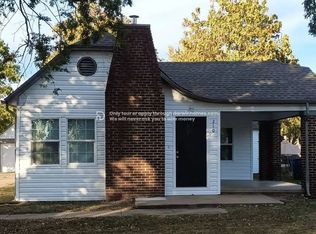 210 E Will Rogers Blvd, Claremore, OK 74017