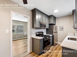 2793 1/2 Glenwood Pl, South Gate, CA 90280