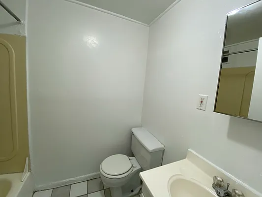 Rented by Peter R. Hungerford, LREB | media 5
