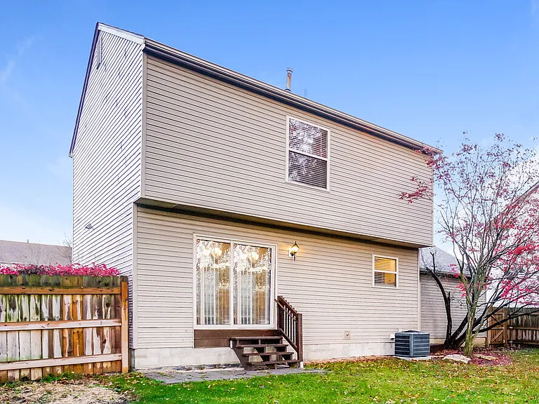 490 Durham Ln — Photo 17