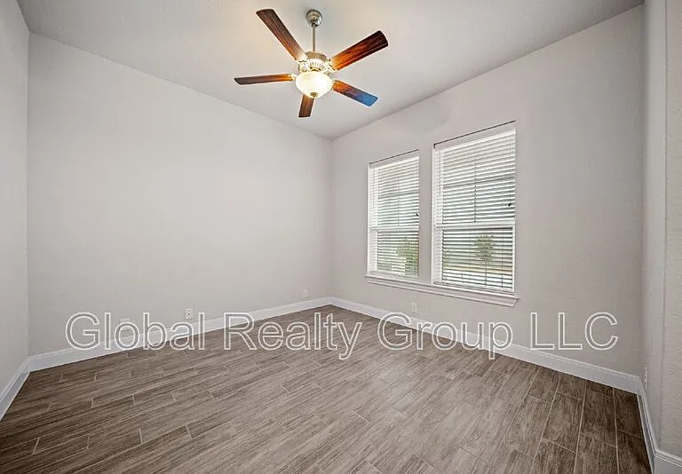 11518 Hollering Pass — Photo 18
