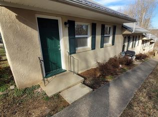 1332 Hillcrest Ave, Martinsville, VA 24112