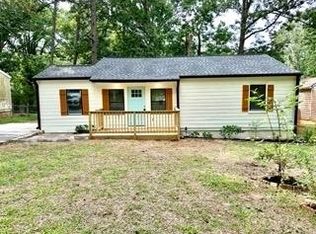 4172 Hanes Dr, Decatur, GA 30035