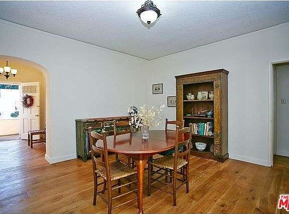 5th image of 3857 Fairway Blvd