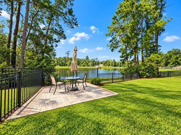 266 Stalwart Hill Trl, Magnolia, TX 77354