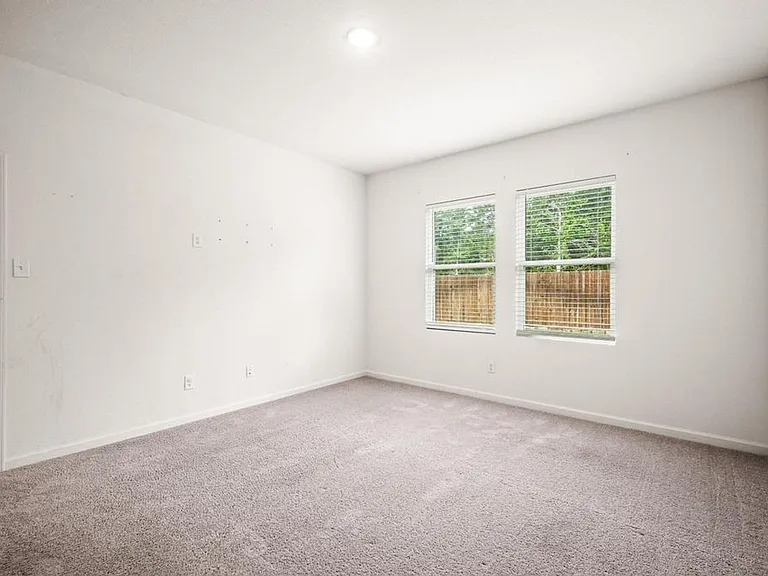 2421 Frio River Rd — Photo 12
