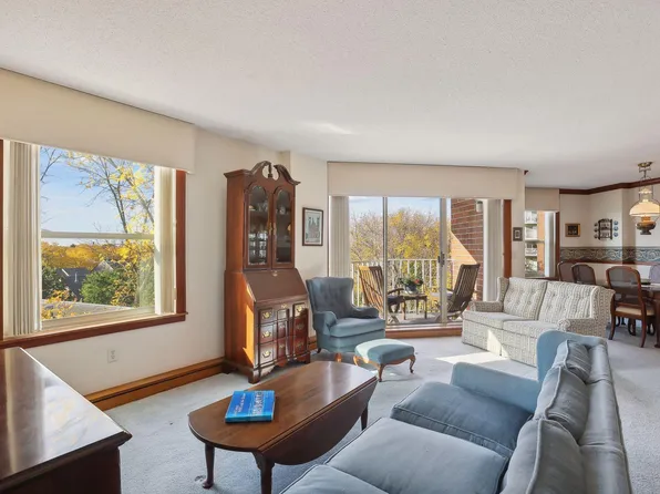 1425 W 28th St APT 421, Minneapolis, MN 55408