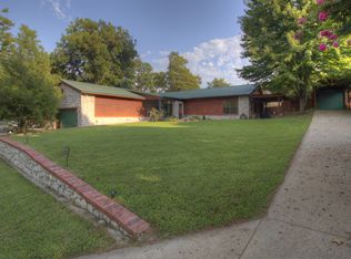 9966 S Walnut Rd, Claremore, OK 74017