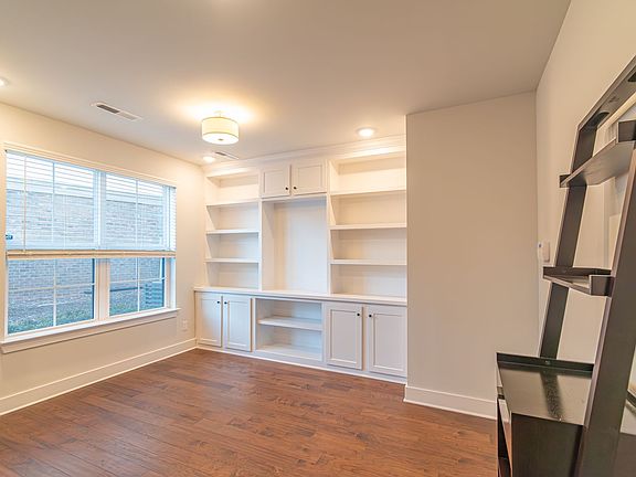 4th image of 1620 Nandina Corners Aly