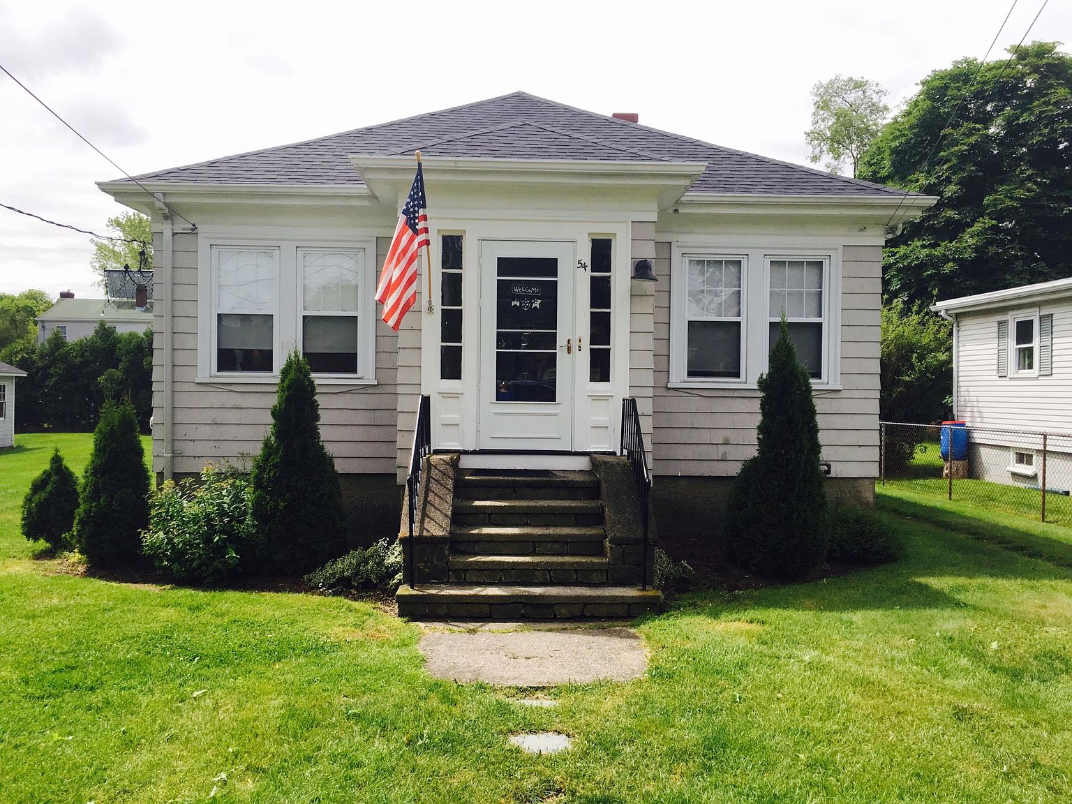 54 Walley St, Bristol, RI 02809 Zillow