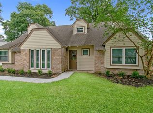 28914 Holly Hill Dr, Shenandoah, TX 77381