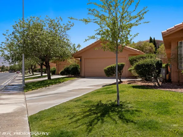 302 Palmer Ln, Mesquite, NV 89027