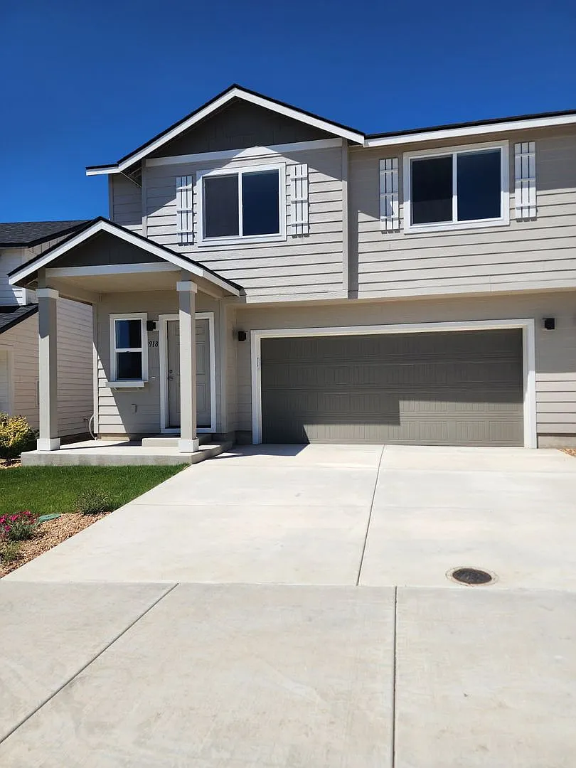 New Neighborhood — Photo 1