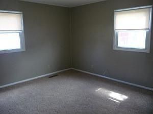 5th image of 2305 Edgelea Dr