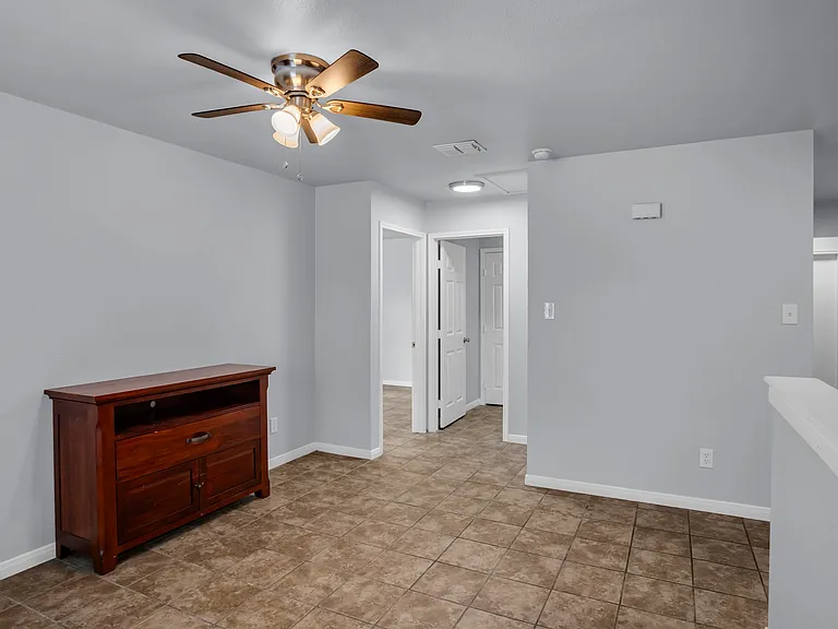 2105 Westwind Cir #A — Photo 5