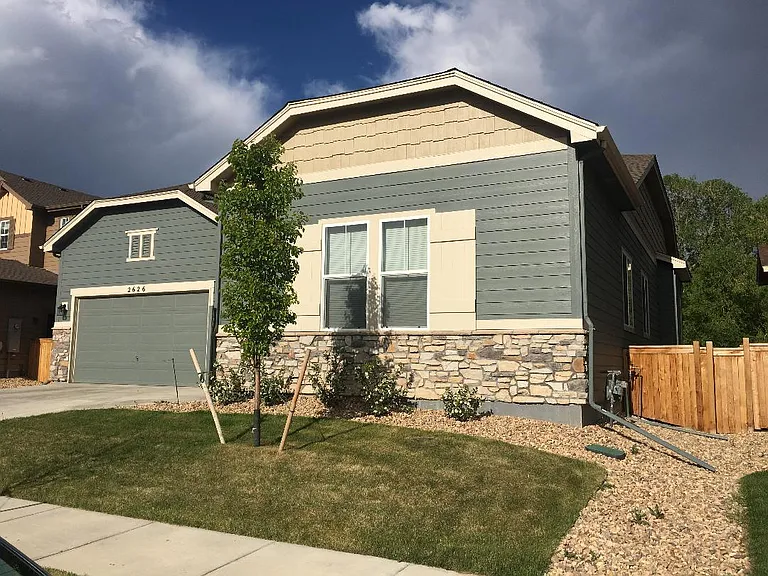 2626 Geranium Ln — Photo 2