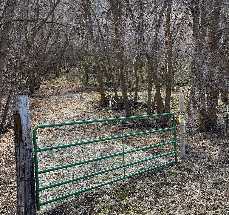 1st image of N Canyon Rd