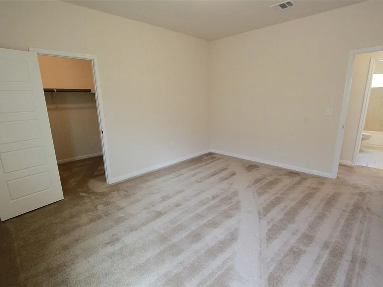 9304 Lost Bridge Ln — Photo 32