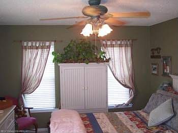 4th image of 3893 Shenandoah Dr